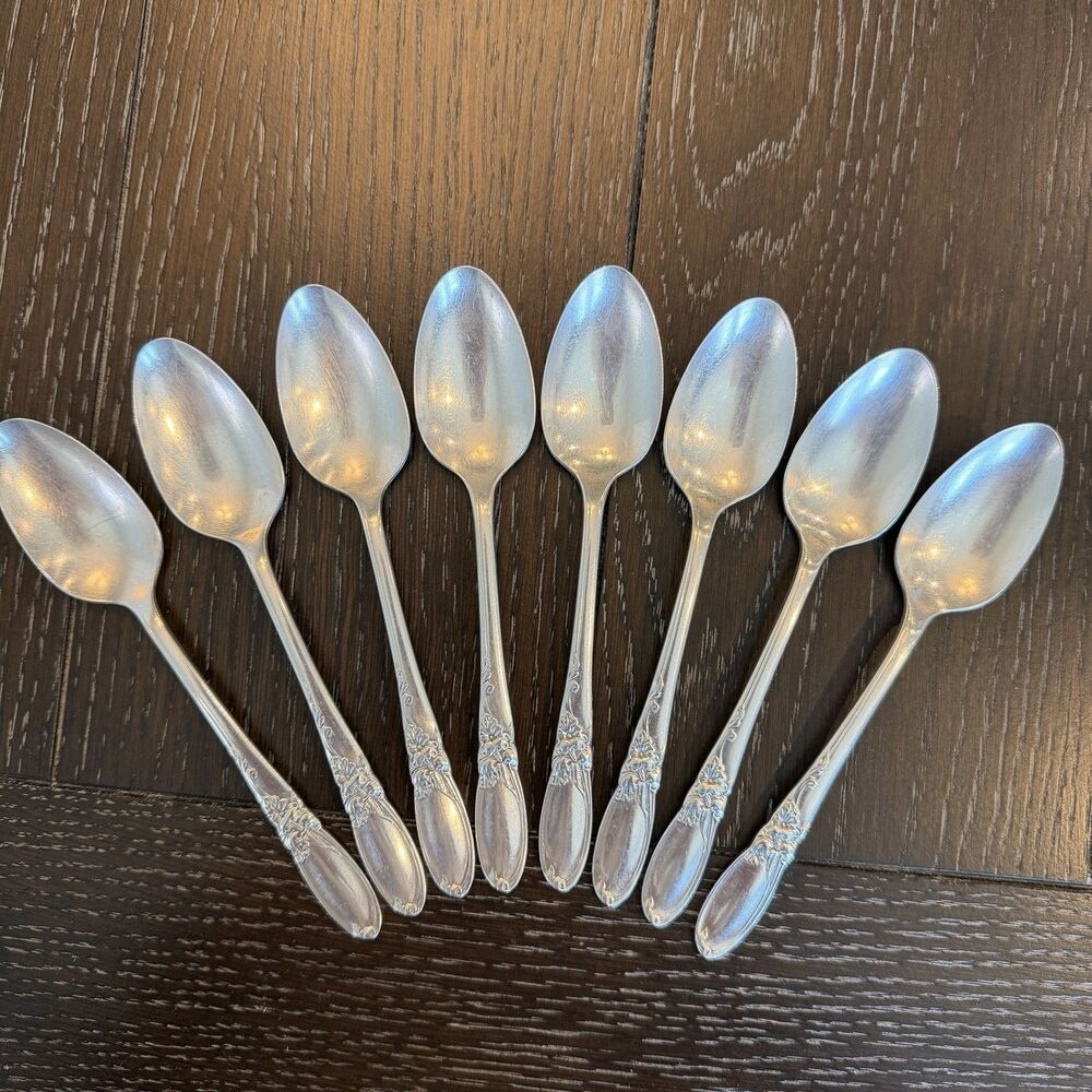 Oneida WHITE ORCHID Community Silverplate Flatware - Set of 8 TEASPOONS